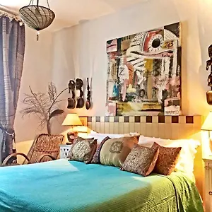 https://la-rosa-del-deserto-versilia.it-tuscanyhotel.com